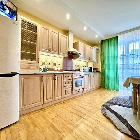 Apartpoltava Вишукані Просторі Апартаменти, Аграрний Університет, Звітна Документація Bagian luar foto
