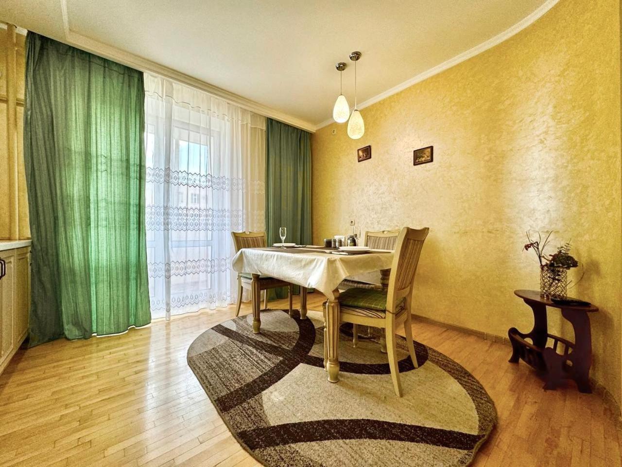 Apartpoltava Вишукані Просторі Апартаменти, Аграрний Університет, Звітна Документація Bagian luar foto