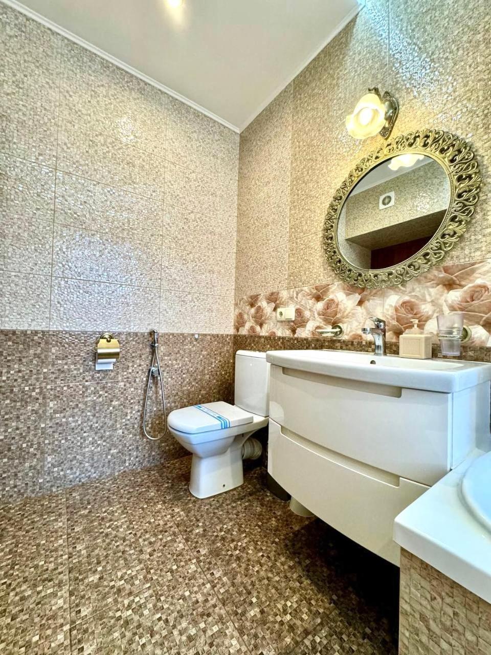 Apartpoltava Вишукані Просторі Апартаменти, Аграрний Університет, Звітна Документація Bagian luar foto