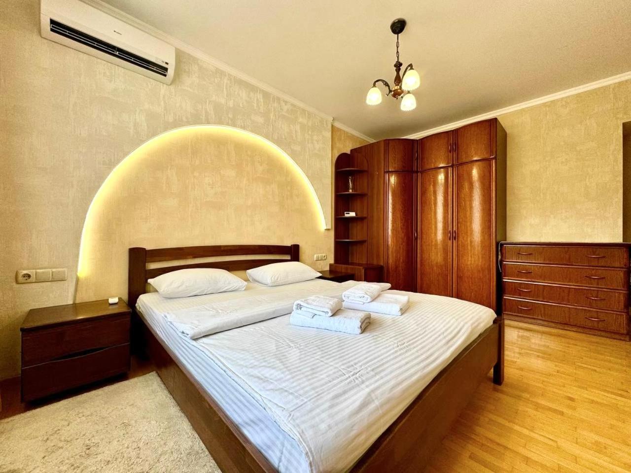 Apartpoltava Вишукані Просторі Апартаменти, Аграрний Університет, Звітна Документація Bagian luar foto